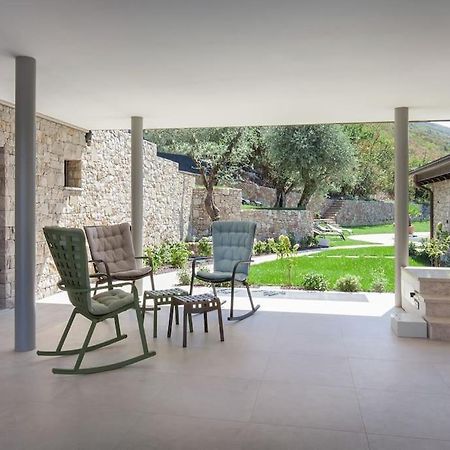 Villa Divina - Apt Divina Con Piscina E Vista Lago Castelletto Di Brenzone Exteriér fotografie