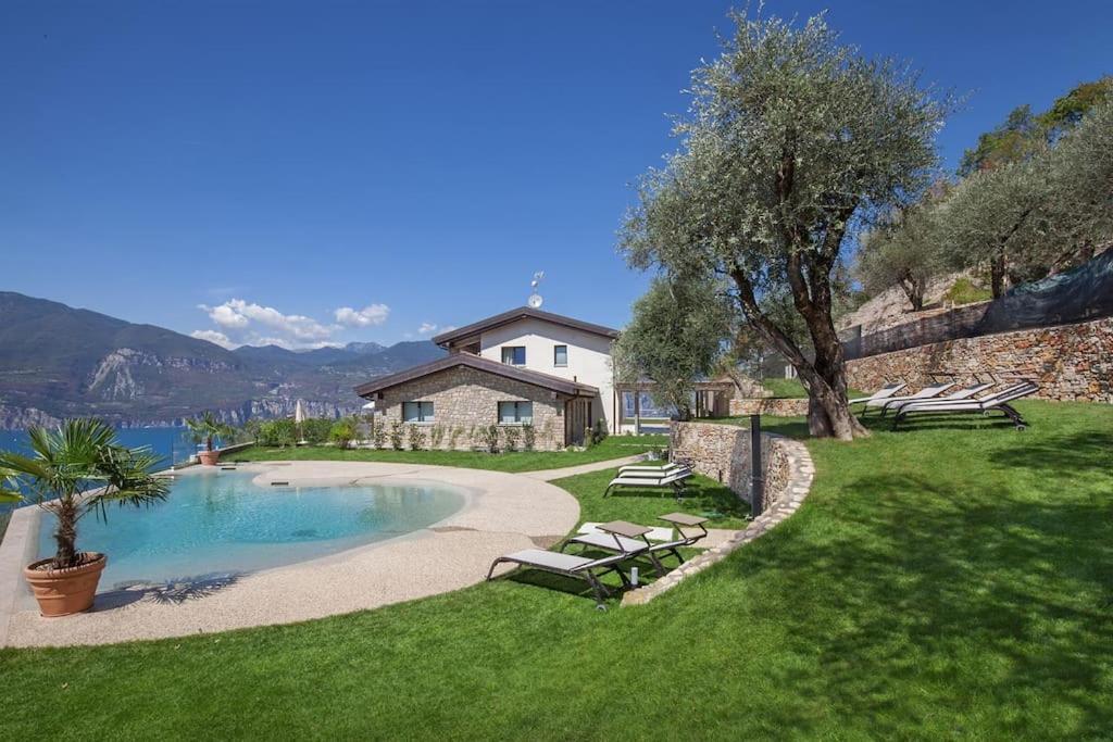 Villa Divina - Apt Divina Con Piscina E Vista Lago Castelletto Di Brenzone Exteriér fotografie