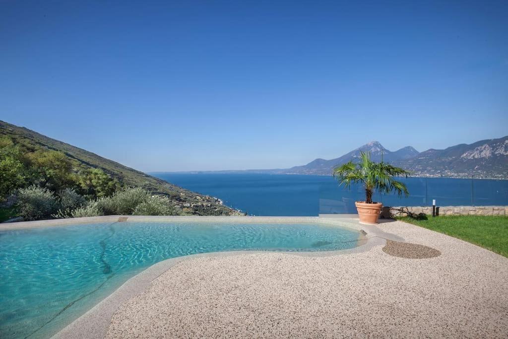 Villa Divina - Apt Divina Con Piscina E Vista Lago Castelletto Di Brenzone Exteriér fotografie