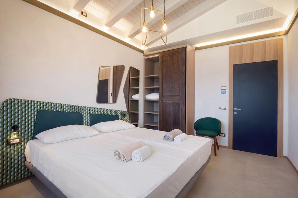Villa Divina - Apt Divina Con Piscina E Vista Lago Castelletto Di Brenzone Exteriér fotografie